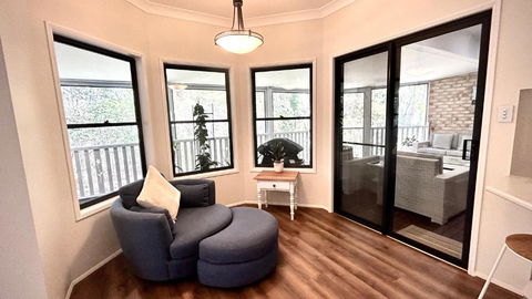 Perfect North Brisbane Retreat 4 Bed - Hotel VIC 3