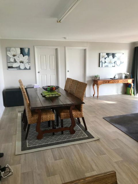 Pine View Holiday Rental - Hotel VIC 2