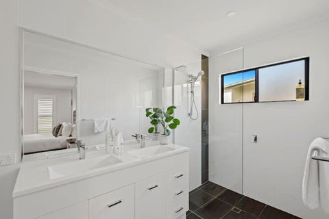 Private Mudjimba Beach Abode - Hotel VIC 2