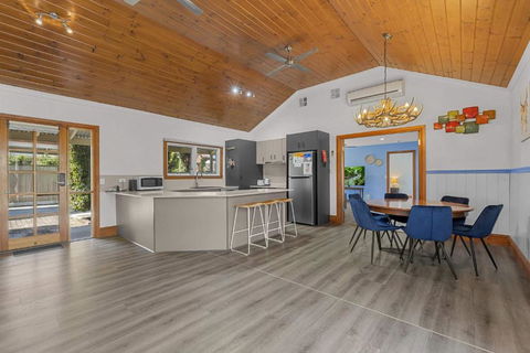 Quaint Garden Oasis With Free Parking - Hotel VIC 0