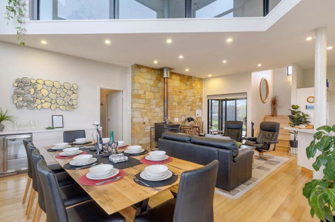 Quarry Hill Lookout - Hotel VIC 3