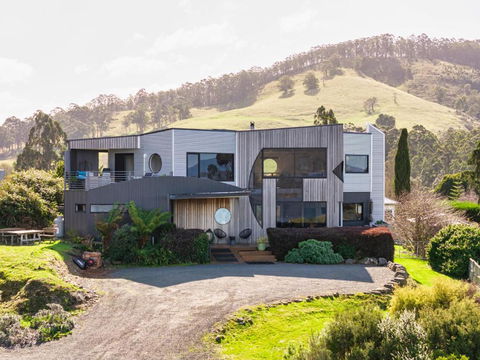 Quarry Hill Lookout - Hotel VIC 0