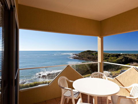 Avalon 4 - Right Across The Road From Convent Beach - Uninterrupted Views - Hotel VIC 2