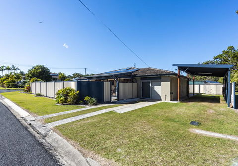 Baby Bundjalung - Hotel VIC 1