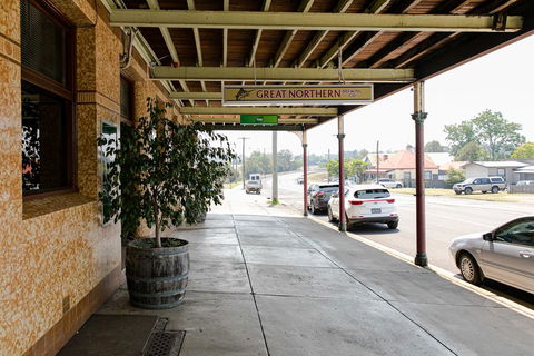 Bank Hotel Dungog - Hotel VIC 1