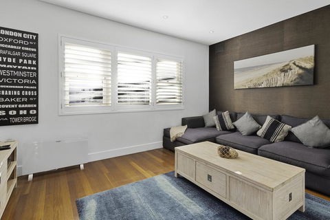 BEACHFRONT APARTMENT // DREAM LOCATION // CLOEY2 - Hotel VIC 2