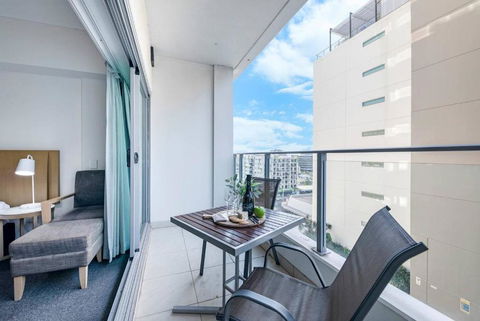 Resort-Style Sister Studios - Double Delight In The CBD - Hotel VIC 2