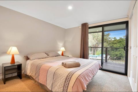 Relax At Goughs Bay - Hotel VIC 1
