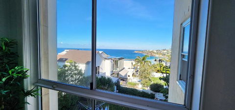 Relaxed Coastal Living With Fantastic Sea Views - Hotel VIC 1