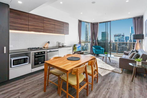 River-View Unit With Rooftop Pool Near Museums - Hotel VIC 1