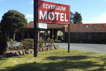 Rivergum Motel with Hotel VIC