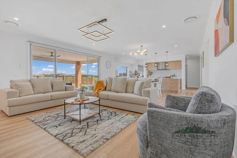 Riverside Meadows - Hotel VIC 2