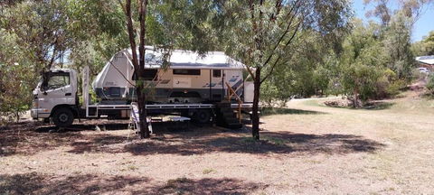RV Caravan In Rural Setting On Edge Of Town Close To AgQuip - Hotel VIC 0
