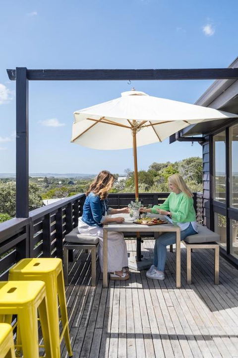 Salty Breeze - Hotel VIC 1