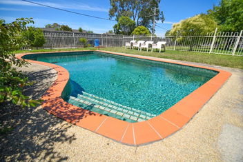 Sandown Heritage Motel with Hotel VIC