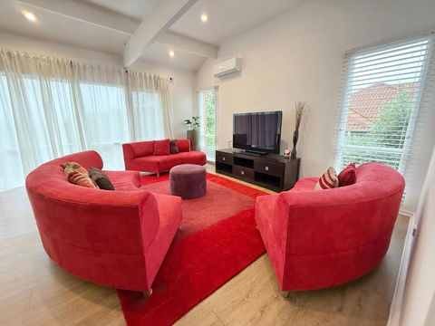 Sanrio Dream Villa Family Retreat With Views - Hotel VIC 0