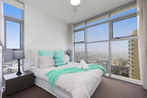 SK1 - 2 Level 2 Bedroom Skyline SkyHome - Hotel VIC 1