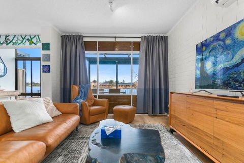 Stunning Lake View Townhouse-Dream Staycation - Hotel VIC 3