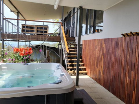 Surrounding Areas Allow You To Do As Little Or As Much As You Like - Hotel VIC 1