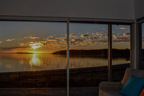 Beachside - Hotel VIC 1