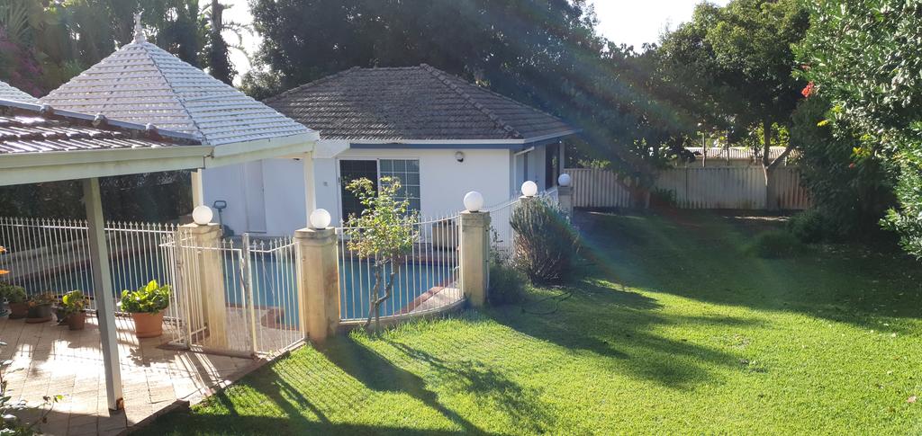 Dalkeith WA Hotel VIC