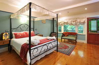 Book Belgrave Accommodation Vacations Hotel VIC Hotel VIC