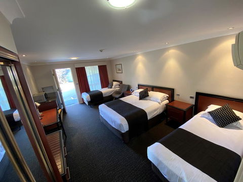 Best Western Plus All Settlers Motor Inn - Hotel VIC 1