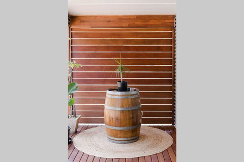 Bird In Hand Cottage, Port Noarlunga - Hotel VIC 2