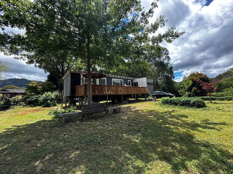 Tiny House At Gilderoy Valley Views - Hotel VIC 0