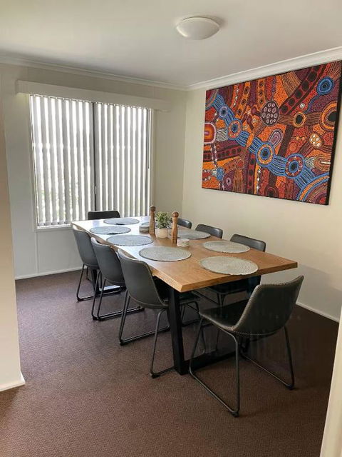 Alice Village - Hotel VIC 2