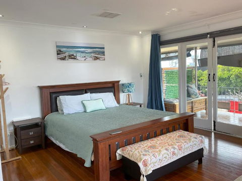 Zen Escape Guest House- Romantic Escape, Cozy Delight, Oasis Suite - Hotel VIC 0