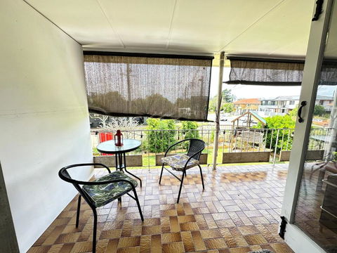 Zen Escape Guest House- Romantic Escape, Cozy Delight, Oasis Suite - Hotel VIC 3