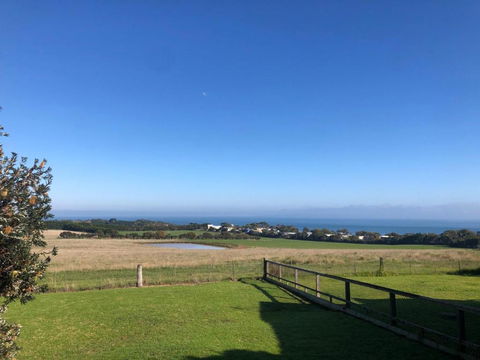 YOLO- Beach-house Views, Near Penguins, Nbn! - Hotel VIC 1