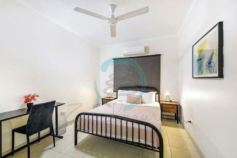 ZEN FORESHORE Cozy 2-BR, 2-BA Holiday Home + Pool - Hotel VIC 2