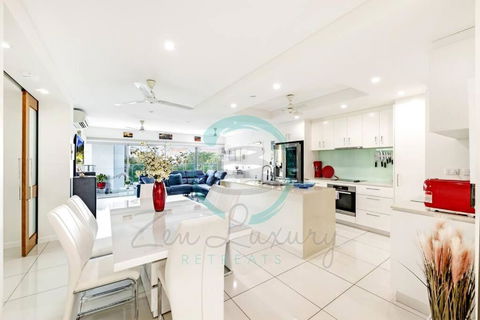 ZEN Tree Blossom: 3-BR Luxury Apt Near Waterfront - Hotel VIC 0