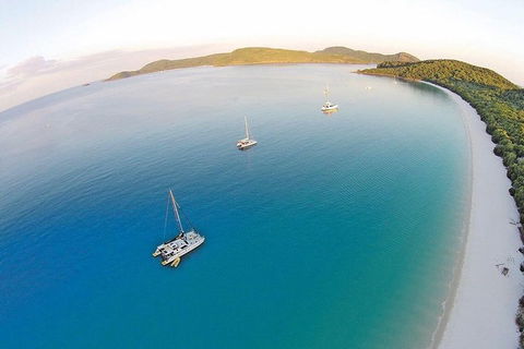 Sail, Snorkel, SUP & Kayak Charter Whitsundays - Hotel VIC 5