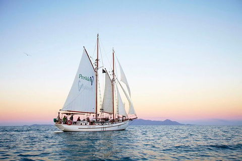 Fly & Sail Package (With Providence) - Hotel VIC 1
