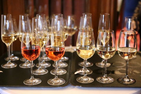 Yarra Valley Private Car Winery Tour And Chocolate.1-7 Passengers One Car Price - Hotel VIC 3