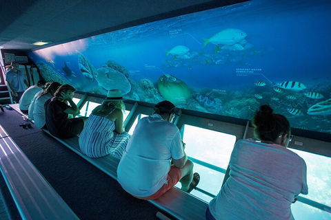 Great Barrier Reef Day Cruise To Reefworld - Hotel VIC 0