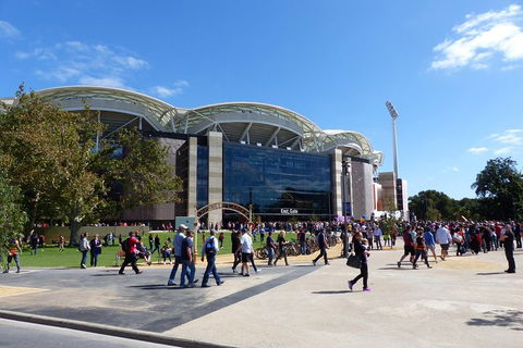 Adelaide City Highlights Tour - Hotel VIC 1