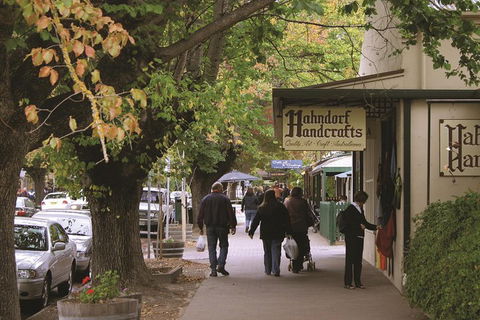 Adelaide Highlights, Hahndorf & McLaren Vale Wine Tasting And Sightseeing Tour - Hotel VIC 0