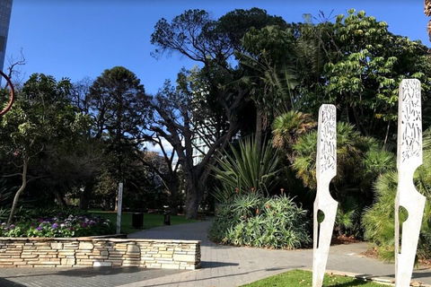 Perth Scavenger Hunt: Perched On A Swan - Hotel VIC 2