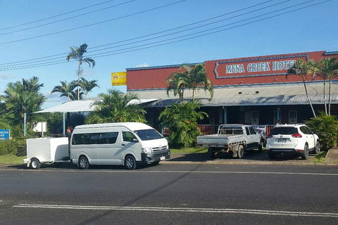 Airport Transfer To Or From Cairns Hotels For Up To 13 People - Hotel VIC 3