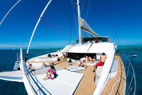 Passions Of Paradise Great Barrier Reef Snorkel And Dive Cruise From Cairns By Luxury Catamaran - Hotel VIC 3
