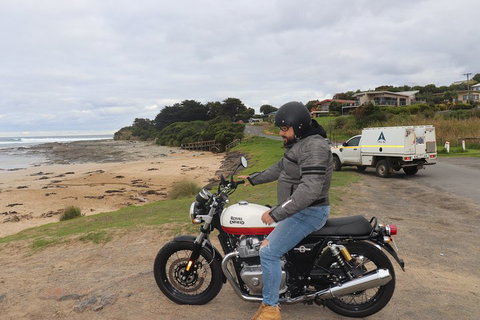 Royal Enfield Interceptor 650cc - Hotel VIC 3