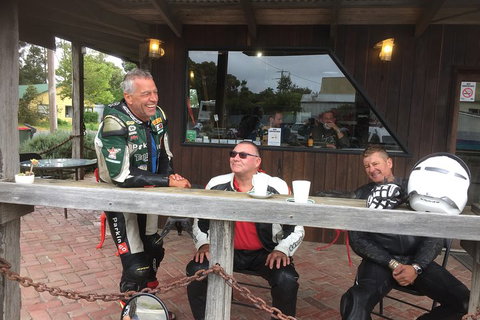 Royal Enfield Continental GT 650cc - Hotel VIC 4