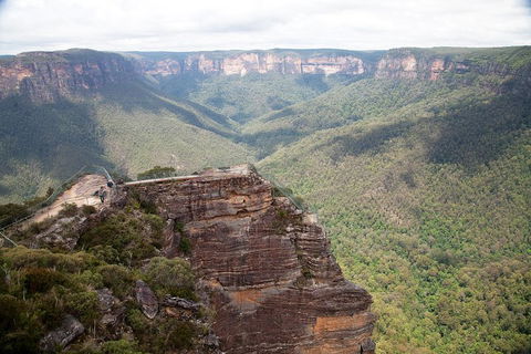 Small-Group Blue Mountains Tour With Bush Walks And Featherdale Wildlife Park - Hotel VIC 2